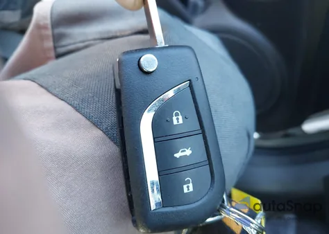 2015 Chevrolet Camaro 2Ls from USA, damaged, VIN 2G1FB1E35F9171072